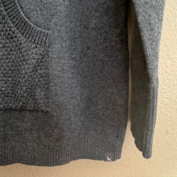 Eddie Bauer Zip Sweater Hoodie  EUC Womens size L Gray - Picture 9 of 9